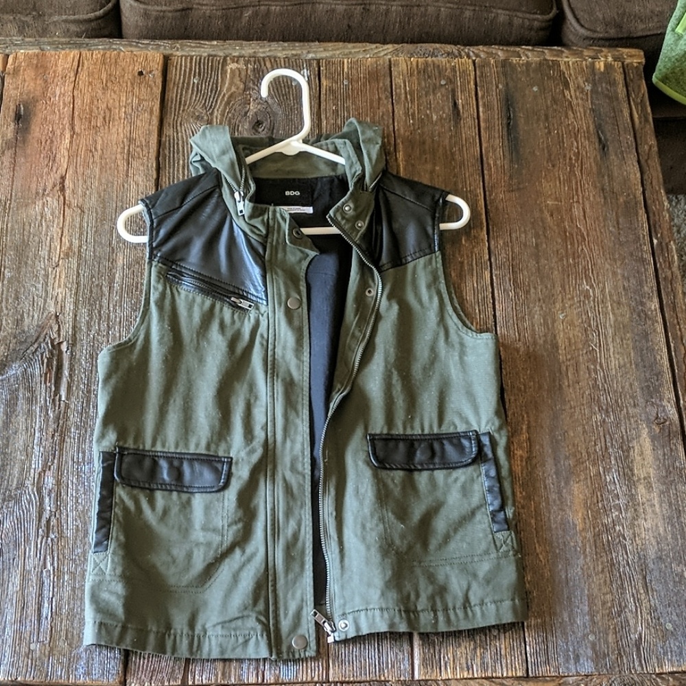 BDg Women's Vest Size S
